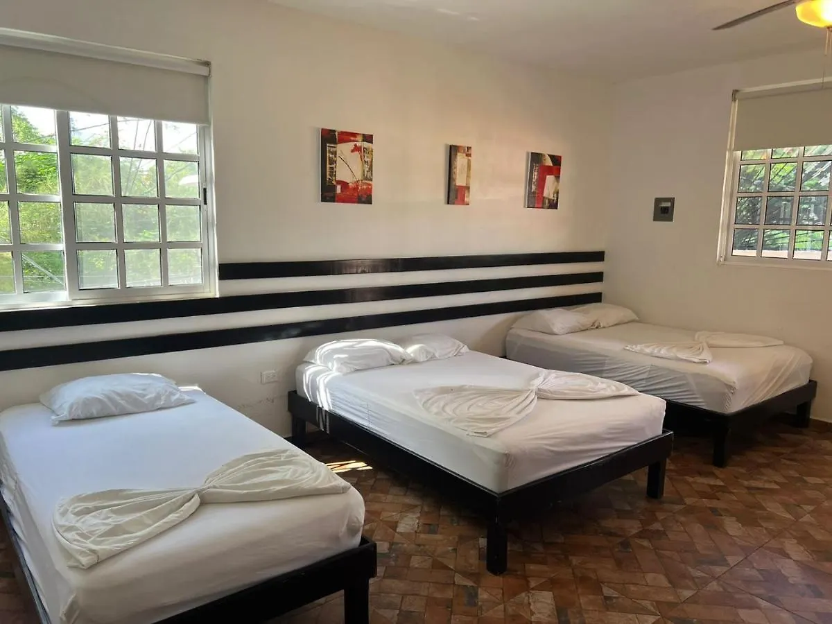 Hotel Xaman Cancun