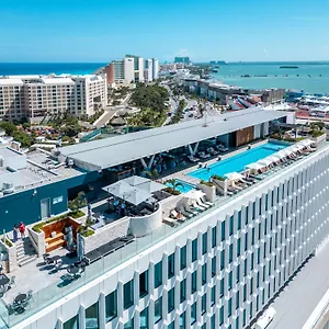 Otel Canopy By Hilton La Isla